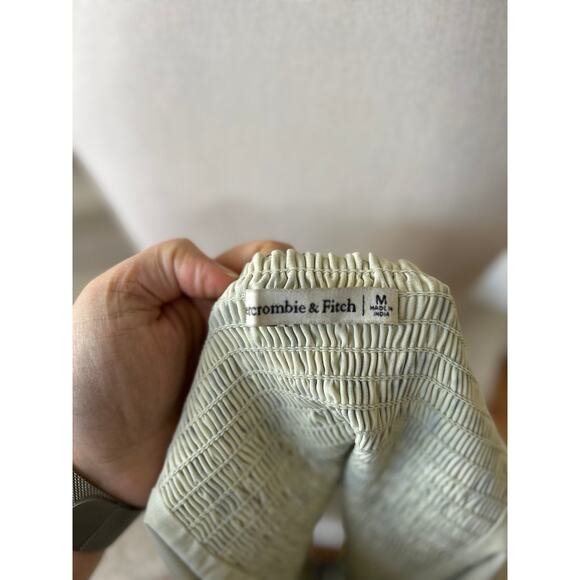 Abercrombie Light Green & Blue Ditzy Floral Puff Sleeve Cottagecore Blouse - Picture 7 of 8